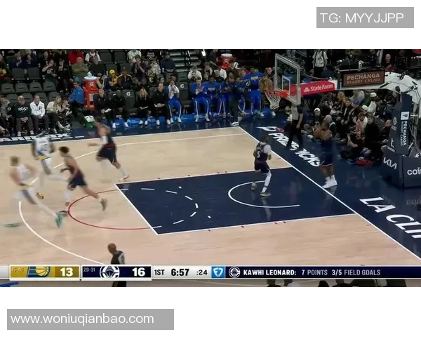 快船与步行者激战正酣NBA赛场精彩瞬间回顾与分析